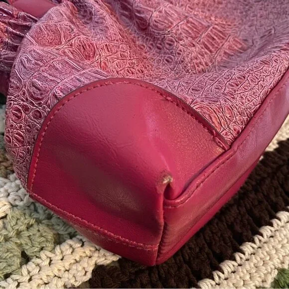 Y2K Elegant Pink Croc-Embossed Women's Bag - Picture 6 of 7